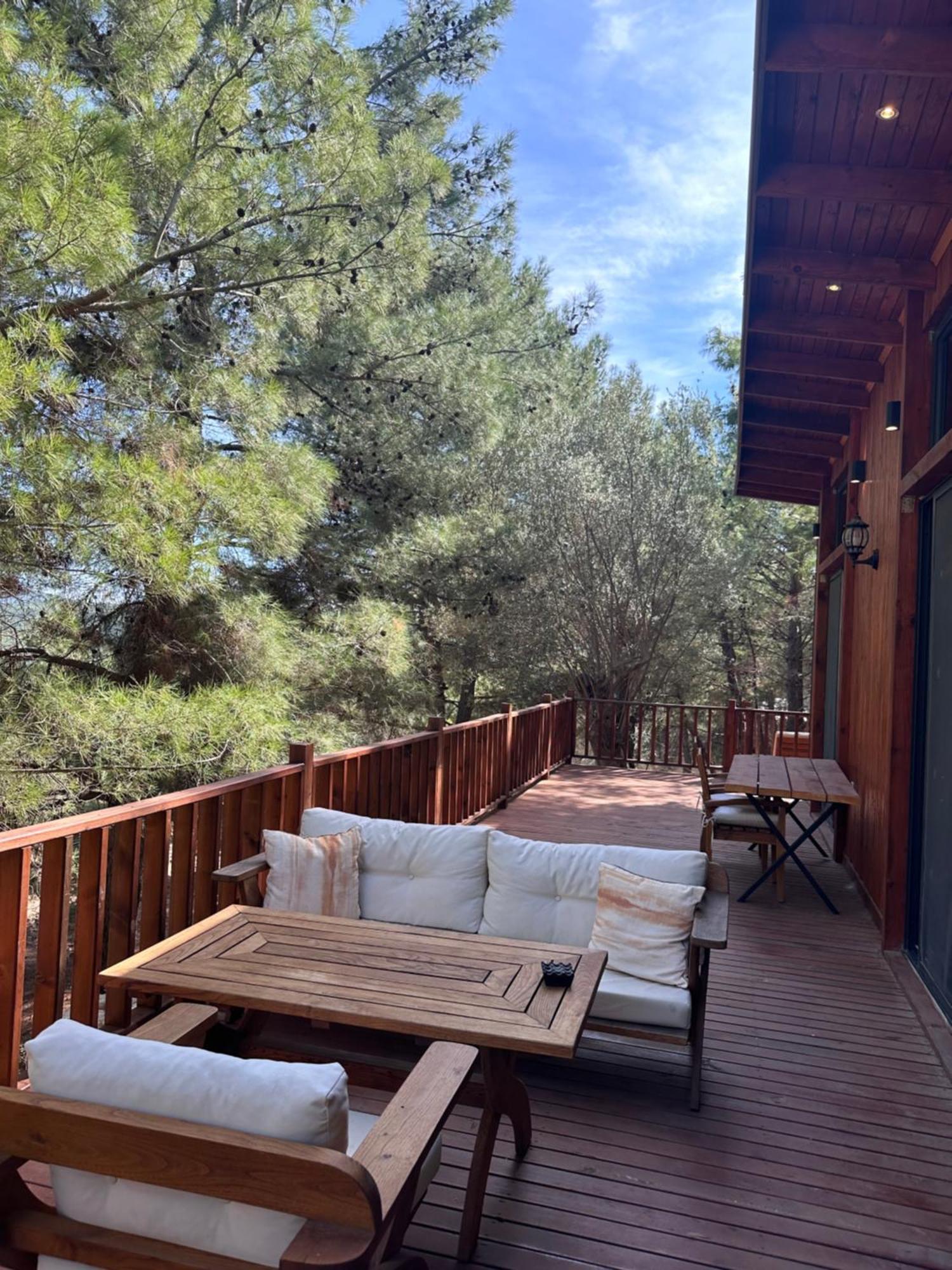 Panurlawoodenhouse Oezel Havuz& Sauna Mavi Exterior foto